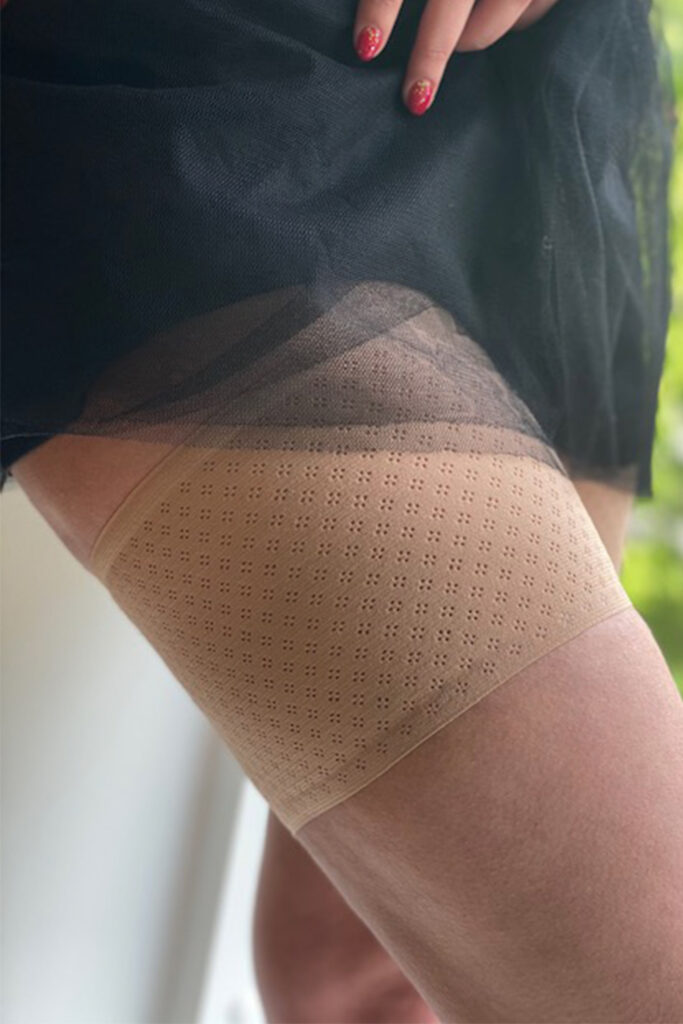 BREATH beige anti-chafing thigh bands 