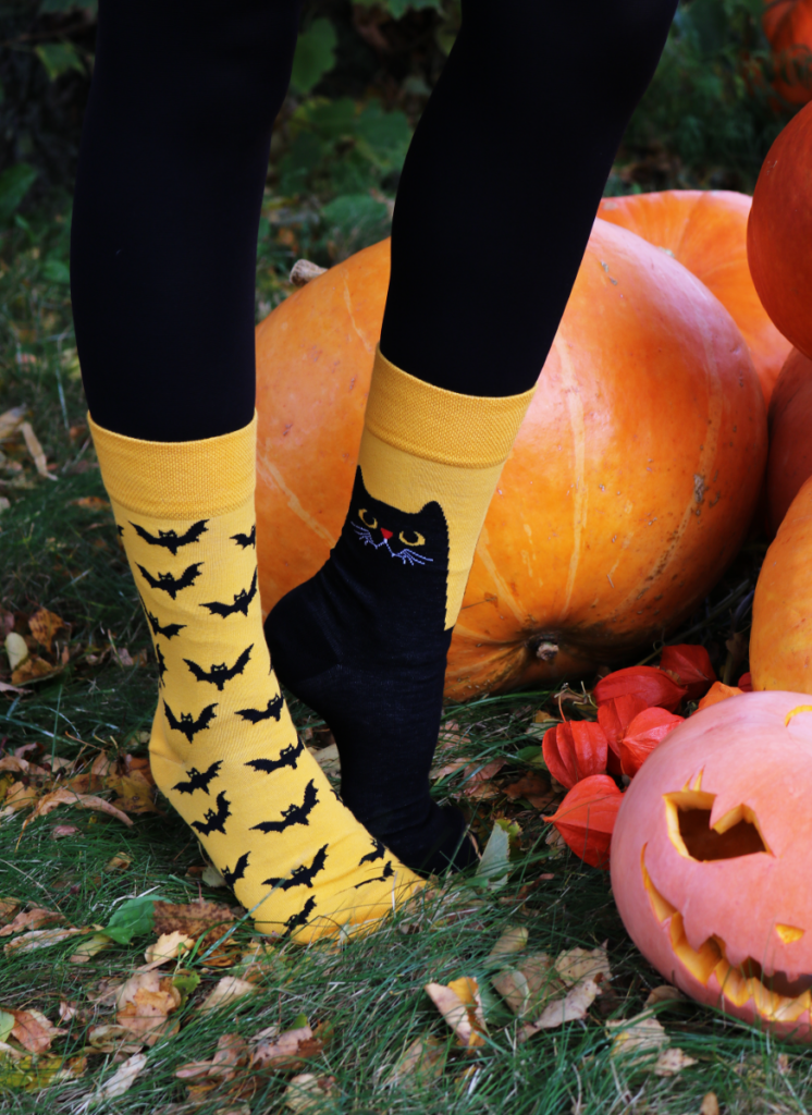 Детские хлопковые носки черно-оранжевого цвета с узорами в виде черной кошки и летучих мышей на Хэллоуин EVIL CAT