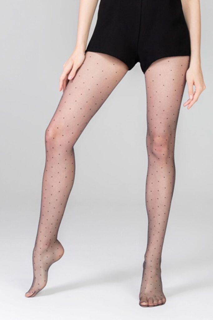 Tights with dots