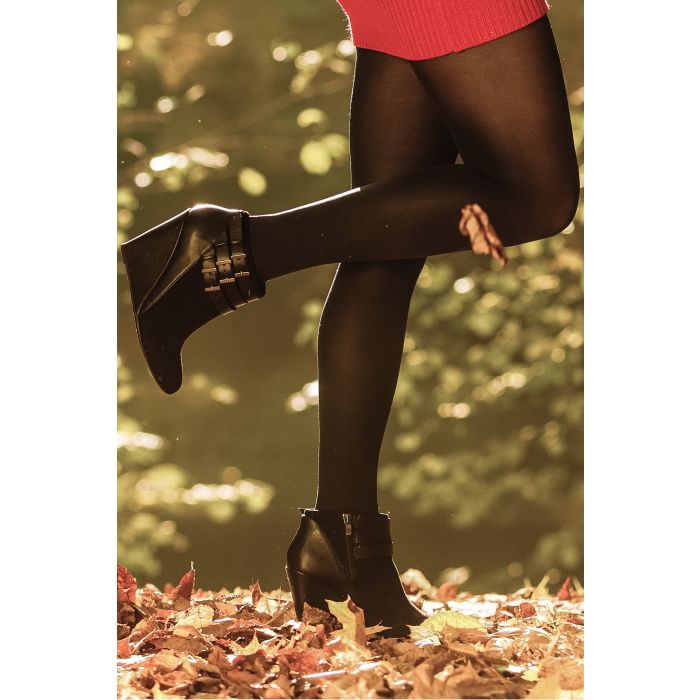 Environmental friendly dark color pantyhose Smart Tights.