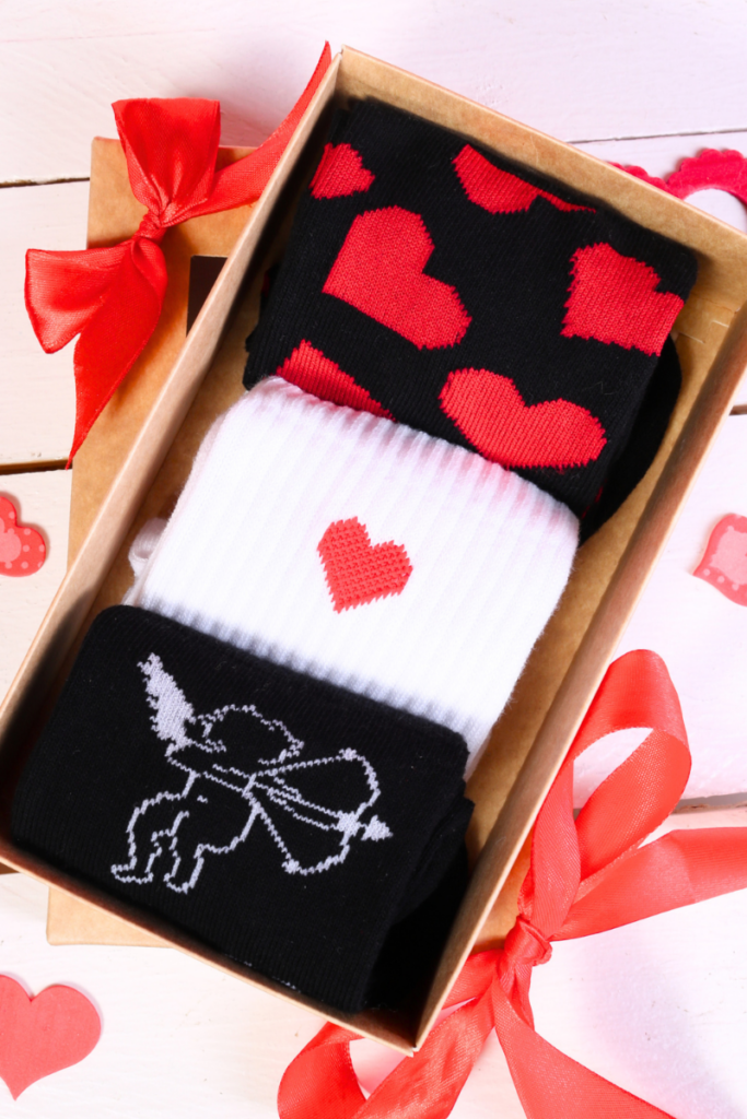 Valentine's day romantic sock set