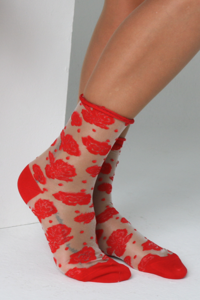 Sheer fashion socks with floral pattern
