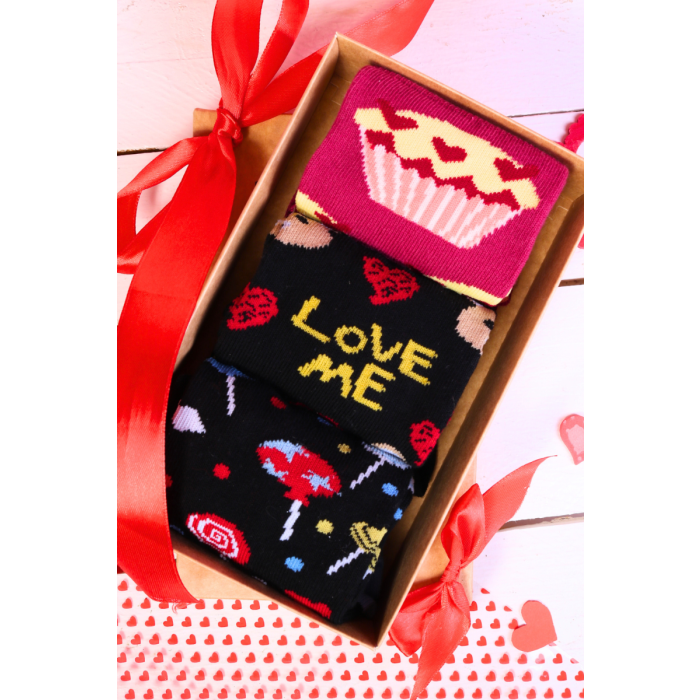 JULIETE Valentine s Day giftbox with 3 pairs of socks Sokisahtel