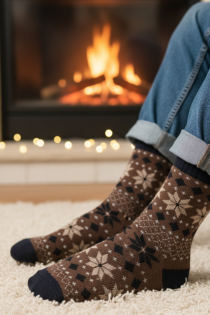 ALLAN pruunid jõulumustriga soojad sokid | Sokisahtel