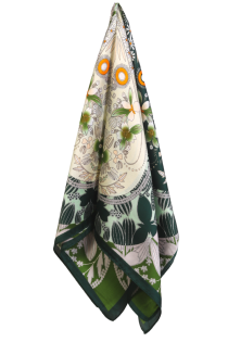 Шейный платок зелёного цвета с яркими акцентами и цветочными мотивами ANDRIA | Sokisahtel