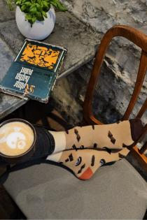 CAFE brown cotton socks with chocolate | Sokisahtel