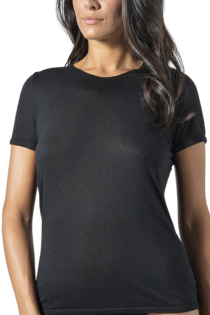 Женская футболка чёрного цвета из качественной модальной ткани с добавлением кашемира CASHMERE | Sokisahtel