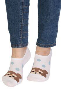 Хлопковые укороченные (спортивные) носки белого цвета в голубой горошек c мордочкой мишки DOTTIE | Sokisahtel