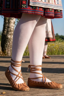 ECOCARE 3D 40DEN valged naiste sukkpüksid rahvariiete juurde | Sokisahtel