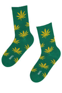 Мужские хлопковые носки зелёного цвета с изображением жёлтых листьев LEAF | Sokisahtel