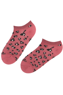 Хлопковые укороченные (спортивные) носки тускло-розового цвета с леопардовым узором FREYA | Sokisahtel