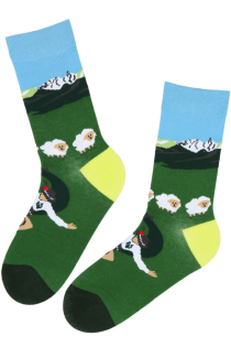 Хлопковые носки зелёного цвета с изображением горных пейзажей KARLIS | Sokisahtel