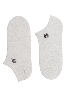 Хлопковые укороченные (спортивные) носки серого цвета с миниатюрным изображением кошачьей мордочки и пряжи PLAYCAT | Sokisahtel