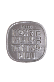LAULU- JA TANTSUPEO rinnamärk