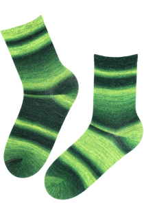 Тёплые шерстяные носки зелёного цвета с полосатым узором LIILIAN | Sokisahtel