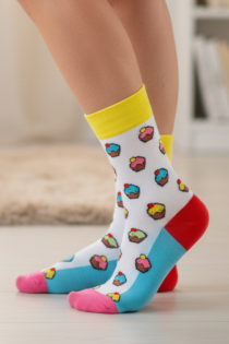 MADDIE värvilised tassikookidega sokid | Sokisahtel