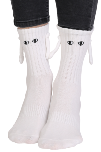 Хлопковые носки белого цвета c глазками и магнитными вставками MAGNET | Sokisahtel