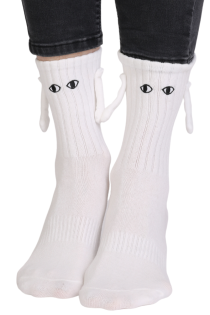 MAGNET white socks with magnetic hands | Sokisahtel