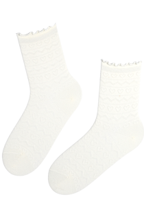 NAVARRA white socks with hearts | Sokisahtel