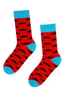 Мужские элегантные хлопковые носки красного цвета с изображением джентльменских усов чёрного цвета PELLE | Sokisahtel