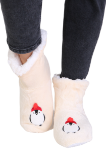 PINGU creamy white soft slippers | Sokisahtel