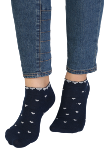Хлопковые укороченные (спортивные) носки тёмно-синего цвета с изображением блестящих сердечек RUBY | Sokisahtel