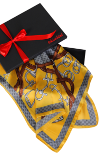 Шейный платок в жёлтых тонах с элегантным узором в виде верховой сбруи SCARF | Sokisahtel