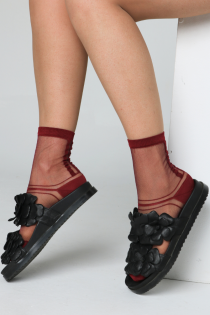 Тонкие фантазийные носки бордово-красного цвета SELINA | Sokisahtel