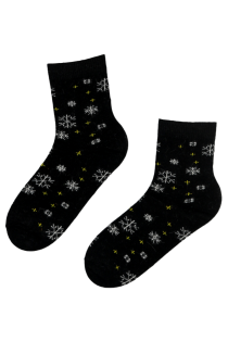 Женские тёплые шерстяные носки чёрного цвета с изображением звёздочек и снежинок SNOWY | Sokisahtel