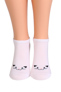 Хлопковые укороченные (спортивные) носки белого цвета с изображением кошки WHITE CAT | Sokisahtel