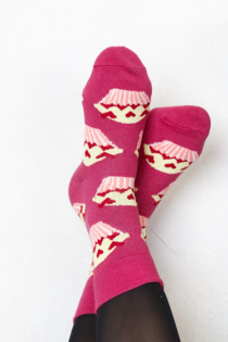 SUKI pink cotton socks with cupcakes 