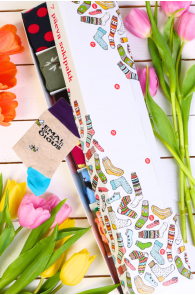EMAL ON ÕIGUS Mother's Day surprise box with 7 pairs of socks | Sokisahtel