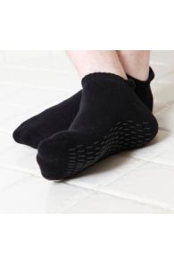 Хлопковые мужские носки чёрного цвета с нескользящей подошвой FINN | Sokisahtel