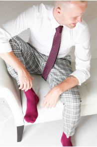Men's purple viscose socks and purple knitted tie | Sokisahtel