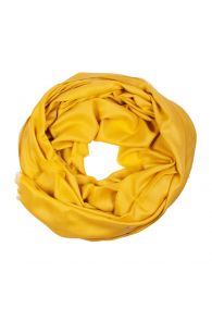 Шаль горчично-желтого цвета из смеси шелка и шерсти альпака ROYAL ALPACA | Sokisahtel