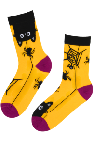 Хлопковые носки жёлтого цвета с изображением чёрных кошек, пауков и паутины на Хэллоуин BLACK CAT | Sokisahtel