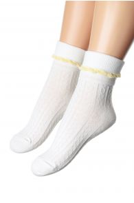 Детские носки кремово-белого цвета из вискозы CADY | Sokisahtel
