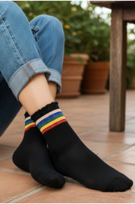 CAROLE musta värvi triibulised sokid | Sokisahtel