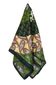 Шейный платок зелёного цвета с восточным узором в виде орнамента пейсли CRACO | Sokisahtel