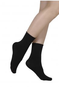Женские носки черного цвета с содержанием шелка ELENA | Sokisahtel
