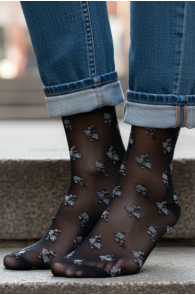 Pierre Mantoux IXORA musta värvi õhukesed sokid | Sokisahtel