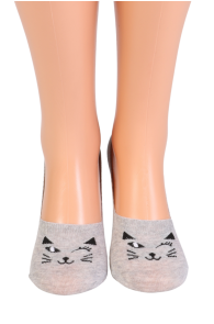 KITTEN grey footies with a cat | Sokisahtel