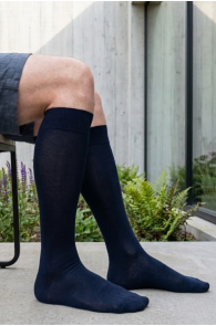 Мужские хлопковые гольфы KRISS темно-синего цвета | Sokisahtel