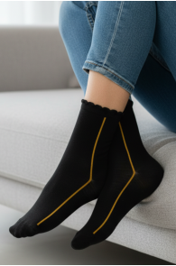 KRISTI musta värvi sokid kollase triibuga | Sokisahtel