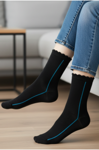KRISTI musta värvi sokid sinise triibuga | Sokisahtel