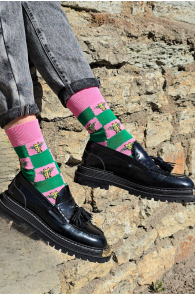 Хлопковые носки в розово-зелёную клетку с изображением жирафов KYLO | Sokisahtel