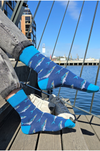 Хлопковые носки синего цвета с узором из рыб LAWSON | Sokisahtel