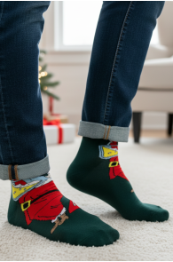 LINNAR green socks with Santa | Sokisahtel
