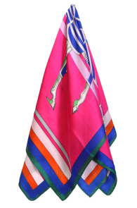 Шейный платок розового цвета с ярким узором в верховой тематике MATERA | Sokisahtel