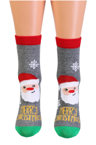 Хлопковые носки серого цвета с изображением кавайного Дедушки Мороза MERLY | Sokisahtel